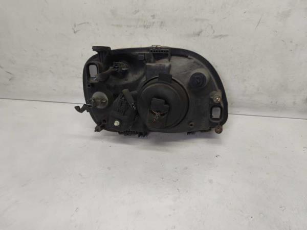 PHARE GAUCHE NISSAN - Vue 2